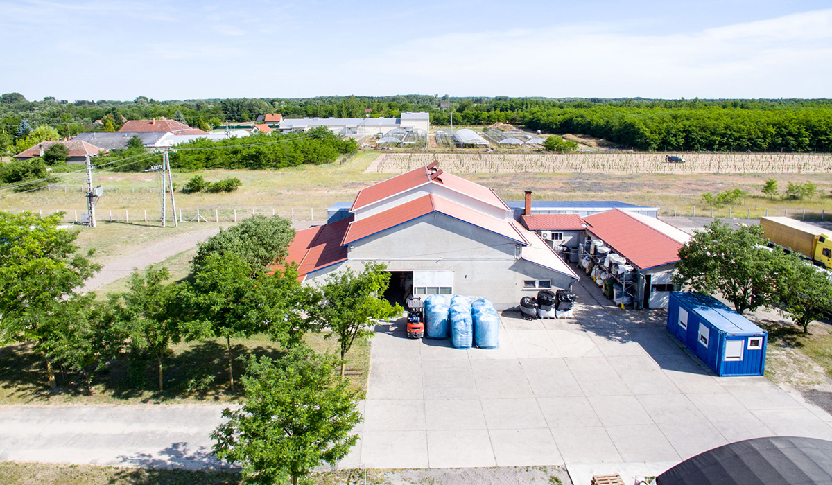 Pap-et Kft. - Szelektív kukazsákok, takarófóliák, újrahasznosított és környezebarát anyagokból, egy élhetőbb körtnyezetért. 