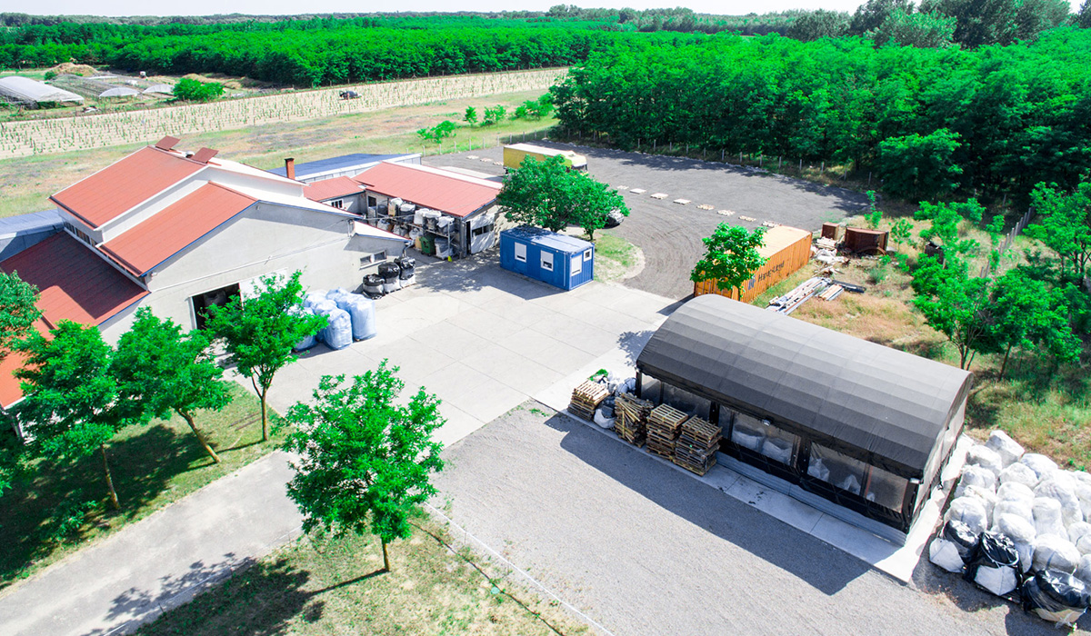 Pap-et Kft. - Szelektív kukazsákok, takarófóliák, újrahasznosított és környezebarát anyagokból, egy élhetőbb körtnyezetért. 